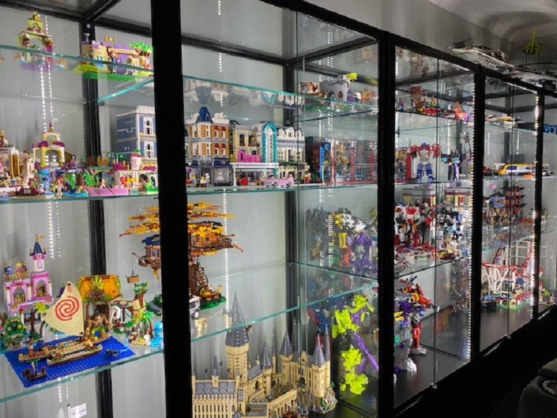 Experience the Magic of the Wizarding World with a Harry Potter Lego Display Cabinet from Showfront 