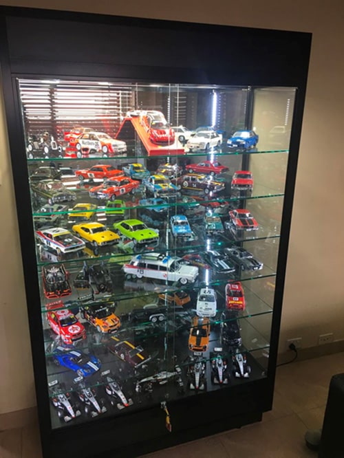 TPFL 1000 glass door display cabinet from Showfront 
