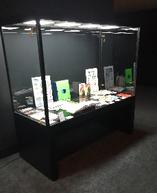 Museum Arts Display Cabinets by Showfront
